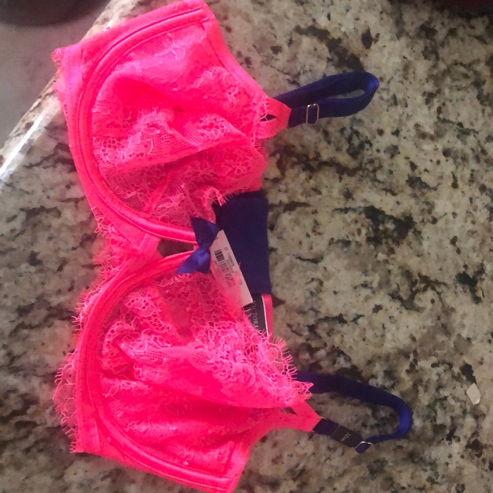Bra